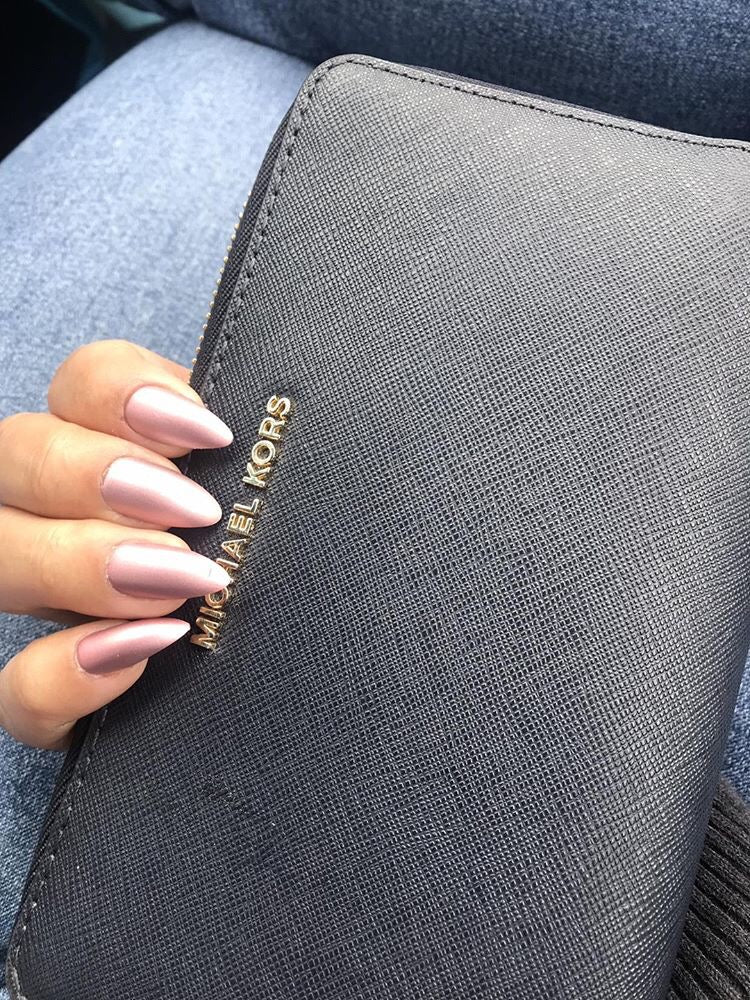 Boss babe nails. Classy or trashy? : r/antiMLM